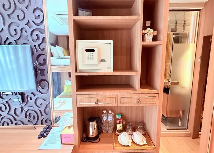 Ghee Gelato House 3* 曼谷