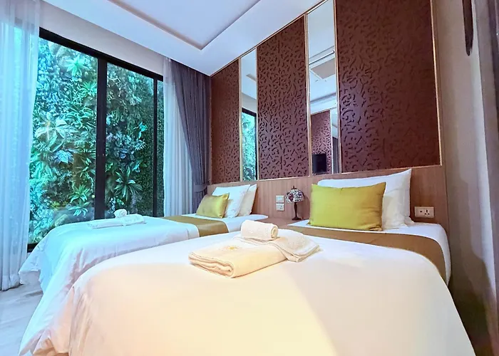 Ghee Gelato House 3*